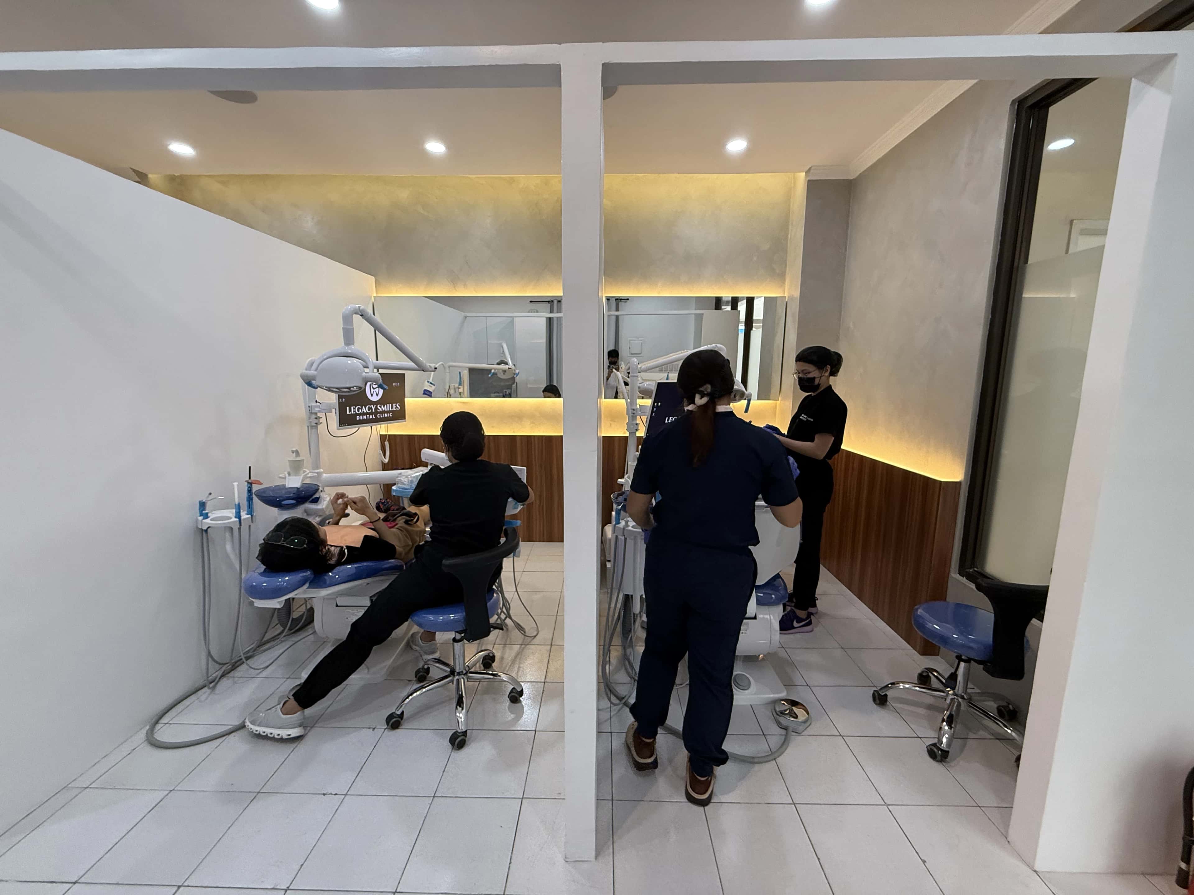 Modern Dental Chair thumbnail 1